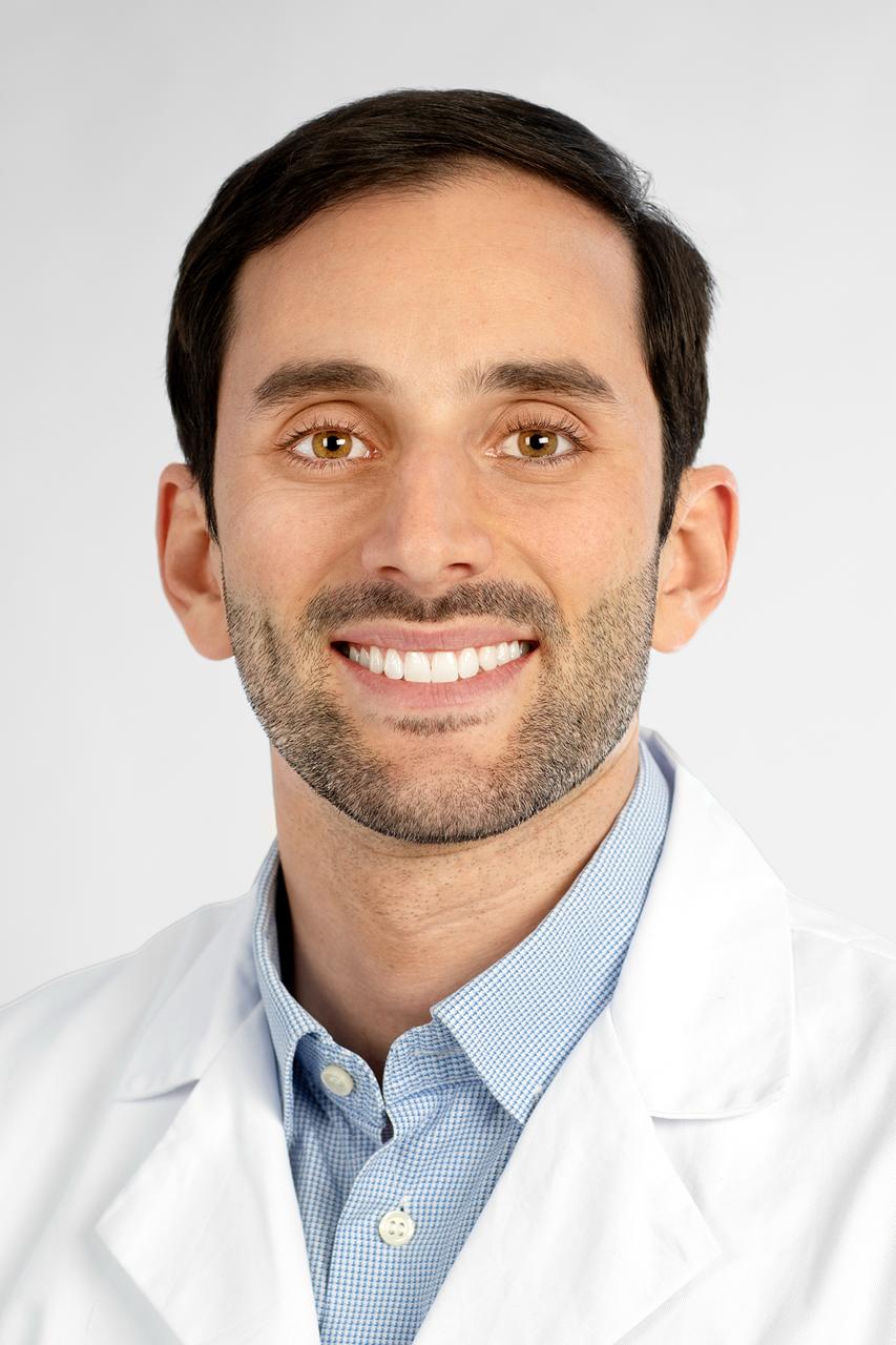 Dr. Alberto Spina